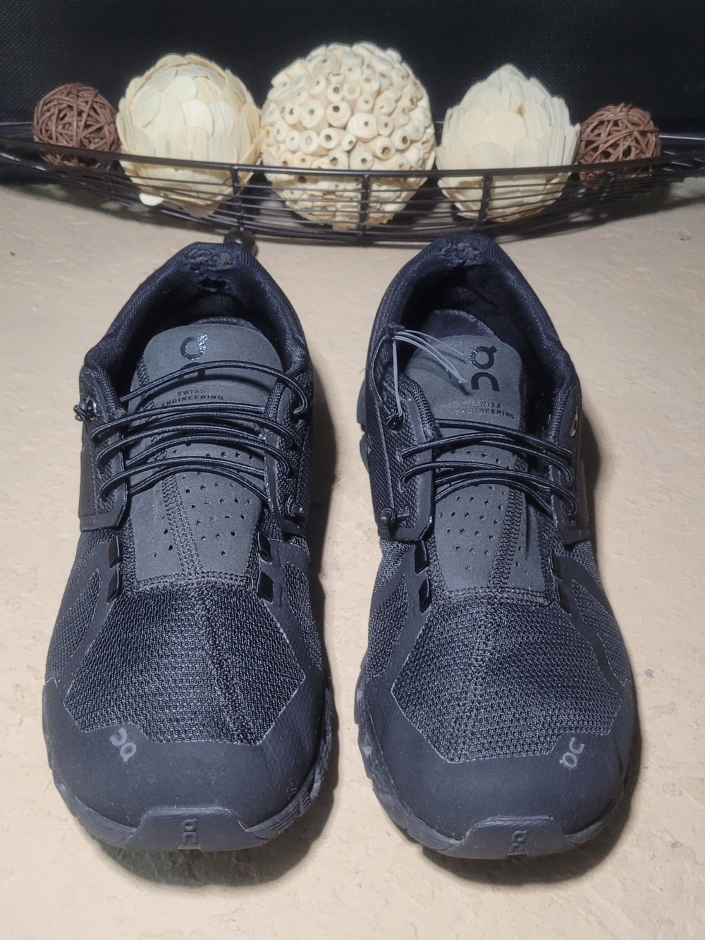 Size 9.5 On Cloud Triple Black Lace-Up Running Women Sneakers